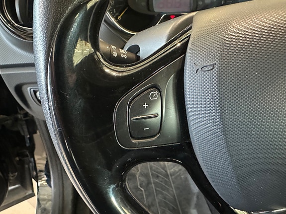 Renault Captur 17 of 30