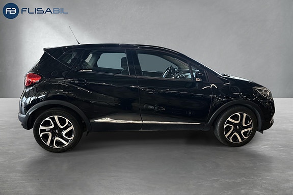 Renault Captur 9 of 30
