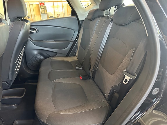 Renault Captur 21 of 30
