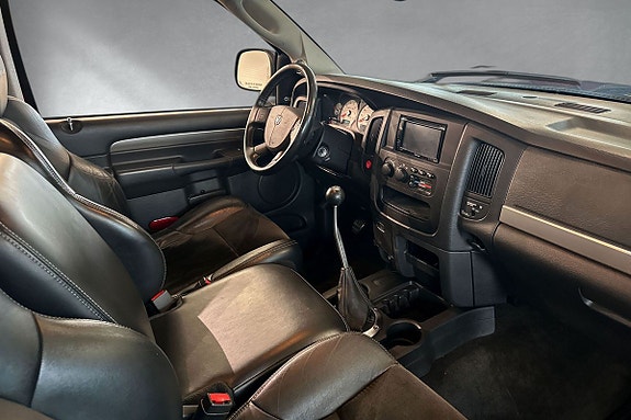 Dodge RAM SRT-10 18 of 30