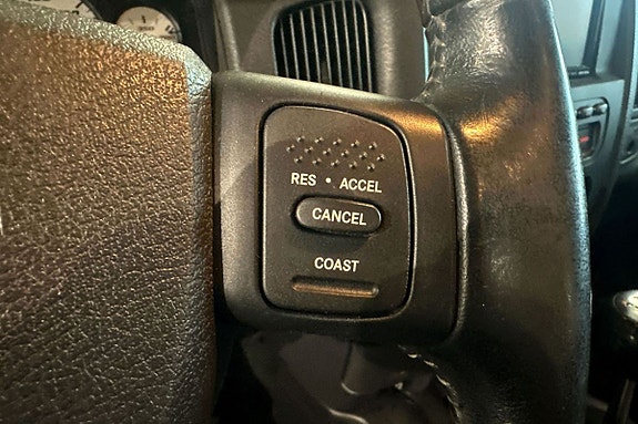 Dodge RAM SRT-10 27 of 30