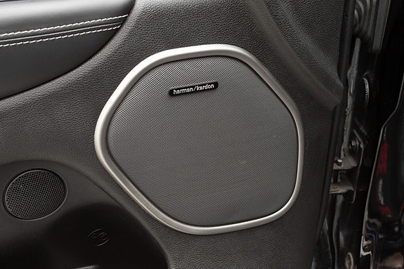 Dodge Durango 10 of 28