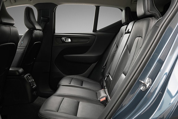 Volvo XC40 23 of 30