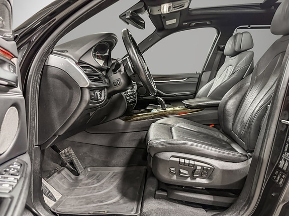 BMW X5 11 of 30