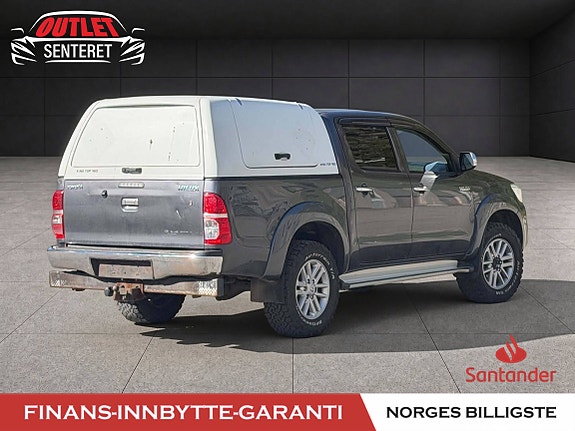 Toyota HiLux 4 of 17