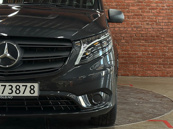 Mercedes-Benz eVito Tourer 4 of 30