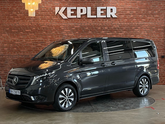 Mercedes-Benz eVito Tourer 5 of 30