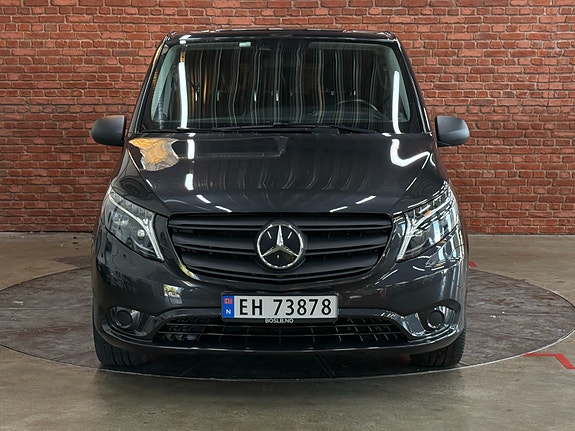 Mercedes-Benz eVito Tourer 3 of 30