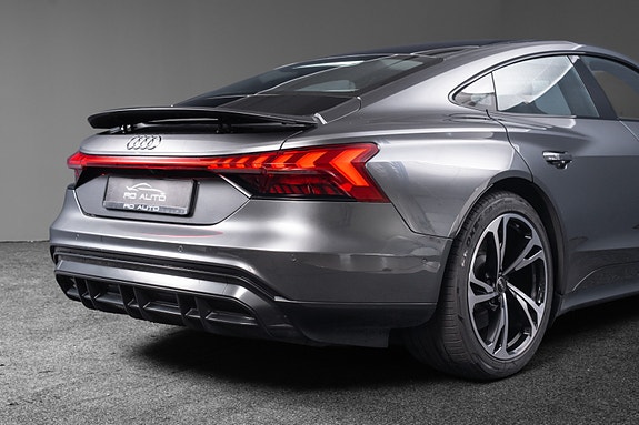 Audi e-tron GT 6 of 30