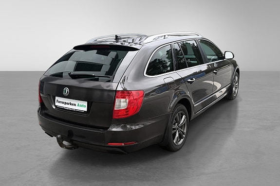 Skoda Superb 15 of 30