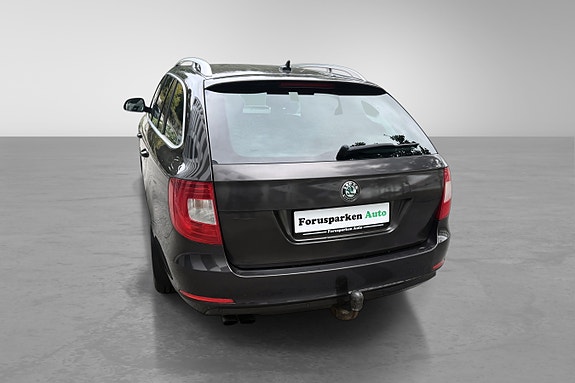 Skoda Superb 17 of 30