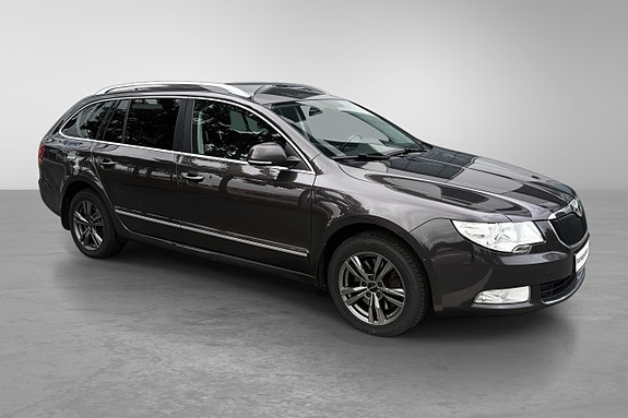 Skoda Superb 8 of 30
