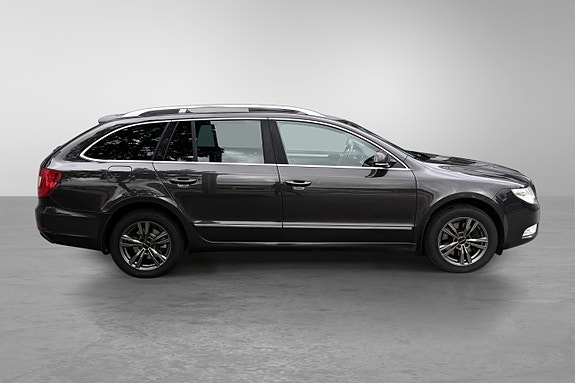 Skoda Superb 13 of 30