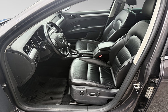 Skoda Superb 28 of 30