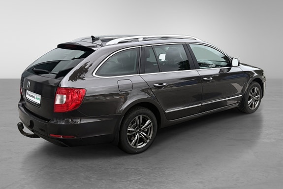 Skoda Superb 14 of 30