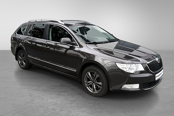 Skoda Superb 7 of 30