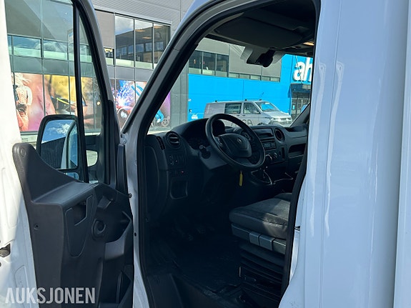 Renault Master 8 of 20