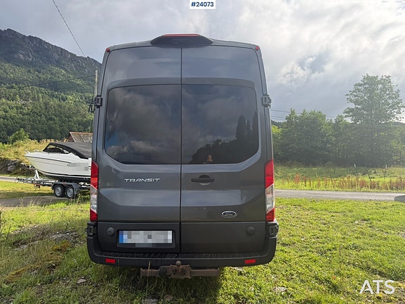 Ford transit minibuss m/ sitteplasser til 16+1 og liten km-stand 12 of 30