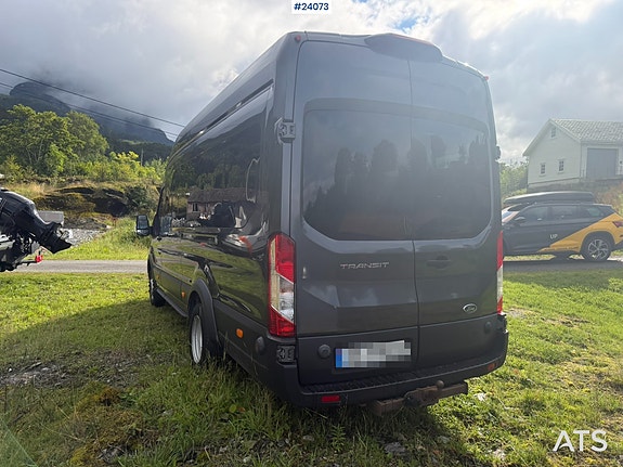 Ford transit minibuss m/ sitteplasser til 16+1 og liten km-stand 14 of 30