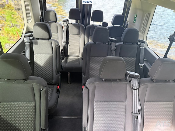 Ford transit minibuss m/ sitteplasser til 16+1 og liten km-stand 30 of 30