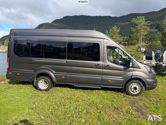 Ford transit minibuss m/ sitteplasser til 16+1 og liten km-stand 8 of 30