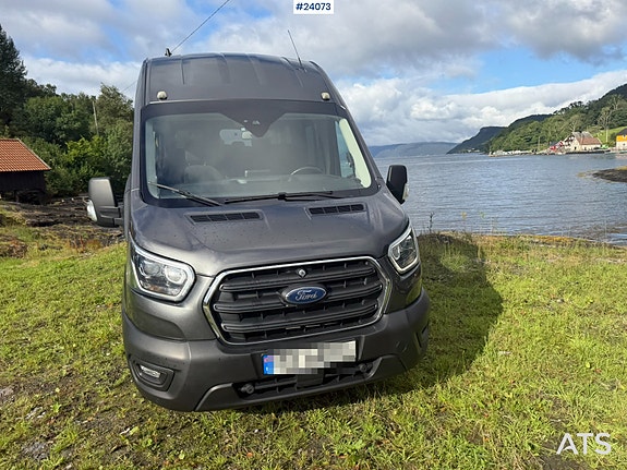 Ford transit minibuss m/ sitteplasser til 16+1 og liten km-stand 3 of 30