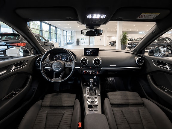 Audi A3 9 of 16