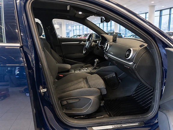 Audi A3 7 of 16
