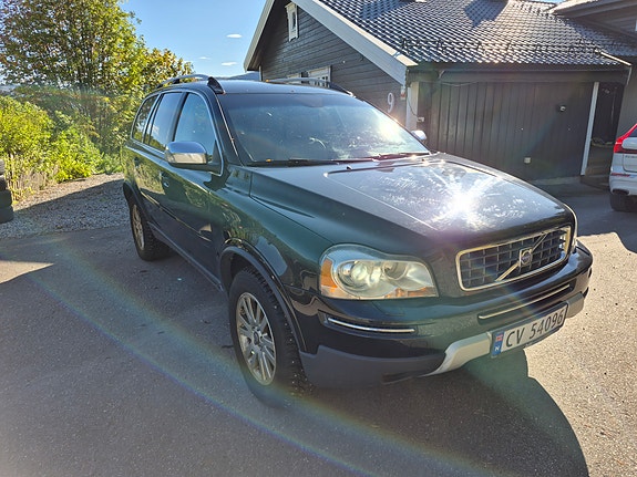 Volvo XC90 8 of 25
