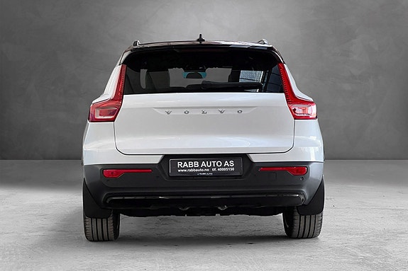 Volvo XC40 9 of 30