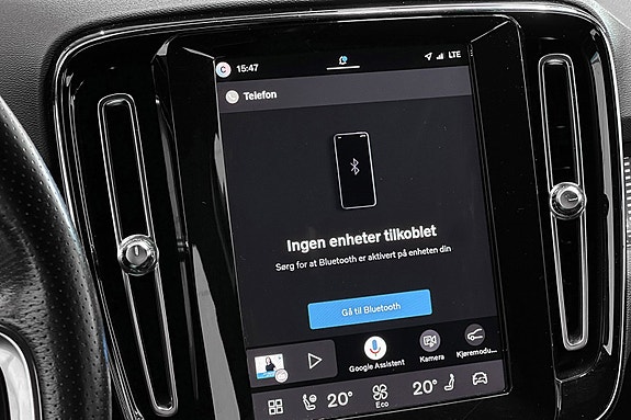 Volvo XC40 30 of 30
