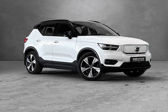 Volvo XC40 6 of 30
