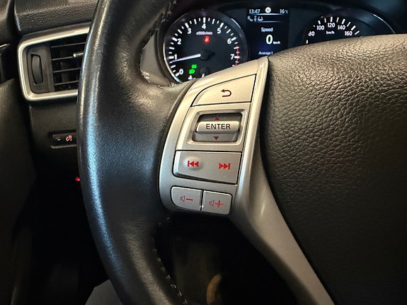 Nissan Qashqai 14 of 19