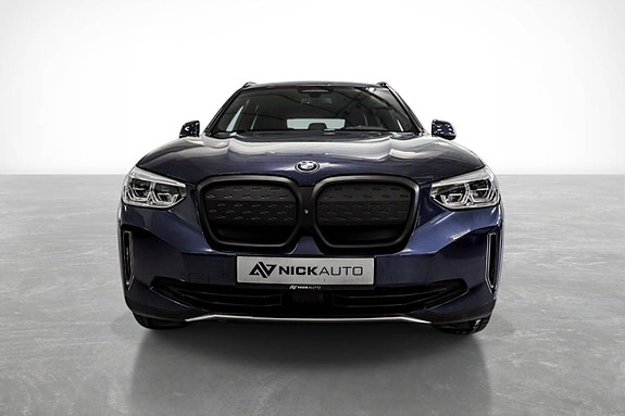 BMW iX3 2 of 30