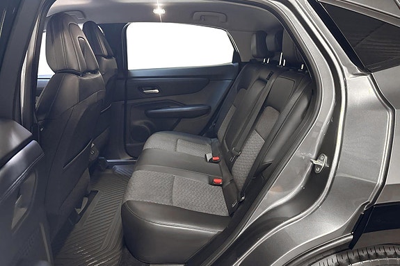 Nissan Ariya 7 of 25