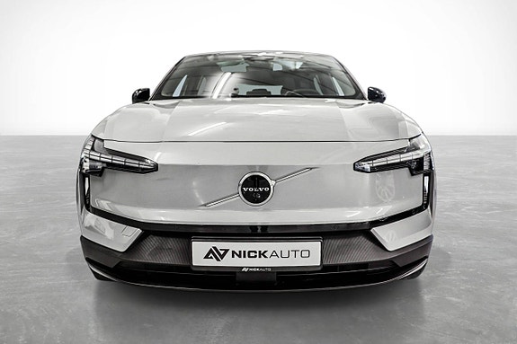 Volvo EX30 3 of 30