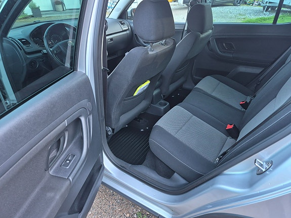 Skoda Fabia 10 of 19
