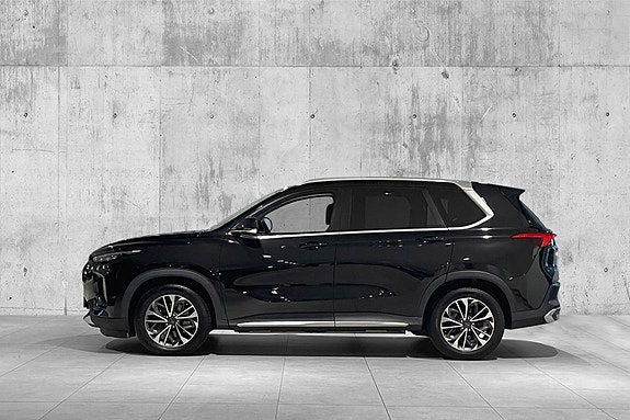 Maxus Euniq 6 5 of 25