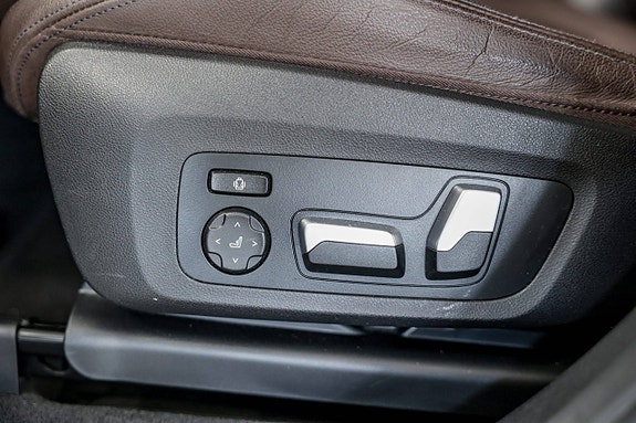 BMW iX3 18 of 30