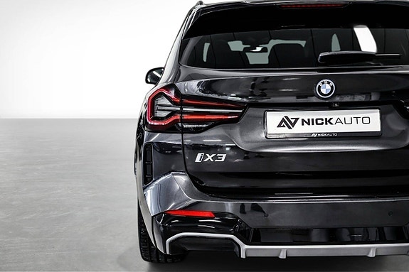 BMW iX3 11 of 30