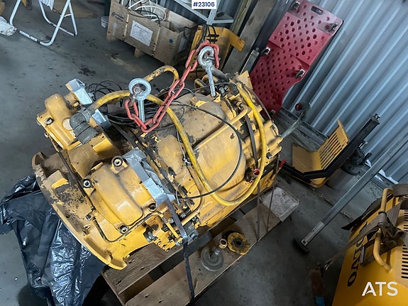 Volvo L90C hjullaster m/ umontert overhalt girkasse, kjettinger og steinskuffe 15 of 23