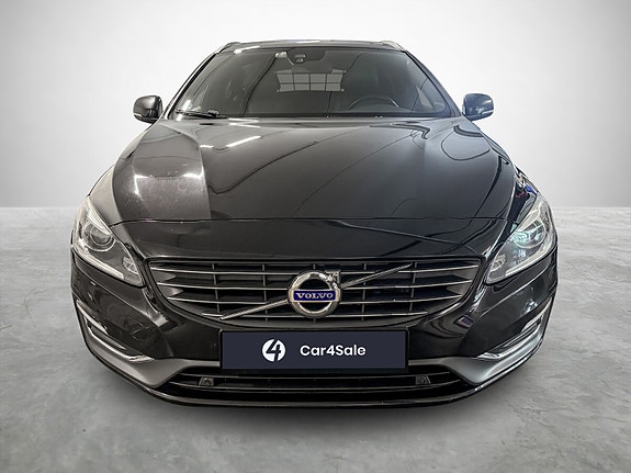 Volvo V60 8 of 27