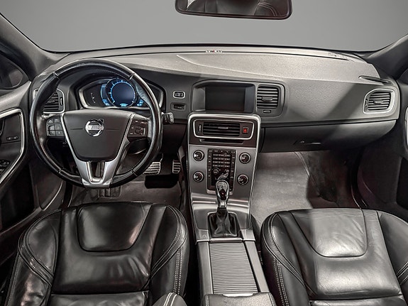 Volvo V60 12 of 27