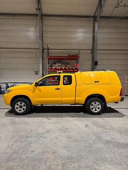 Toyota HiLux 4 of 10
