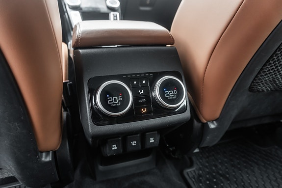 Jaguar I-PACE 25 of 30