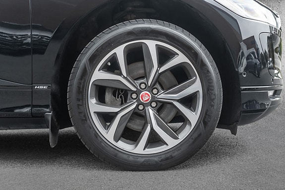 Jaguar I-PACE 7 of 30
