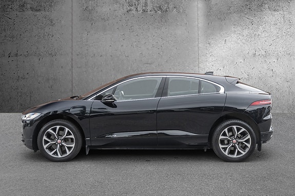 Jaguar I-PACE 14 of 30