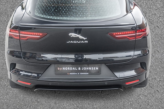 Jaguar I-PACE 11 of 30