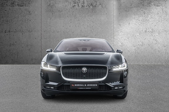 Jaguar I-PACE 2 of 30