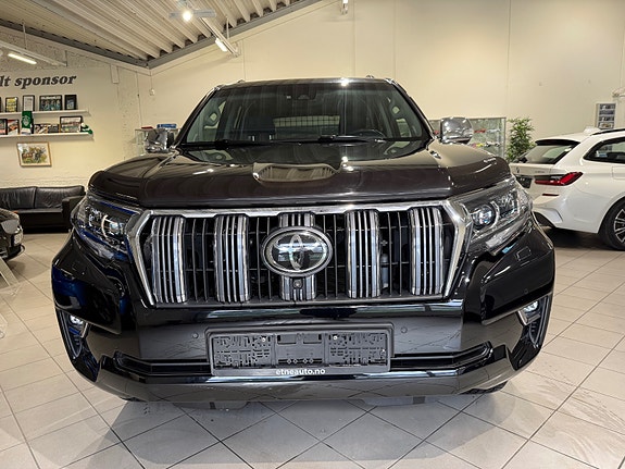 Toyota Land Cruiser 2 of 26